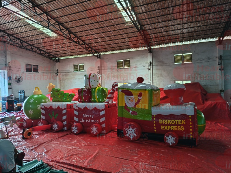 10m Long Inflatable Christmas Train Advertisement2 10m Long Inflatable Christmas Train Advertisement
